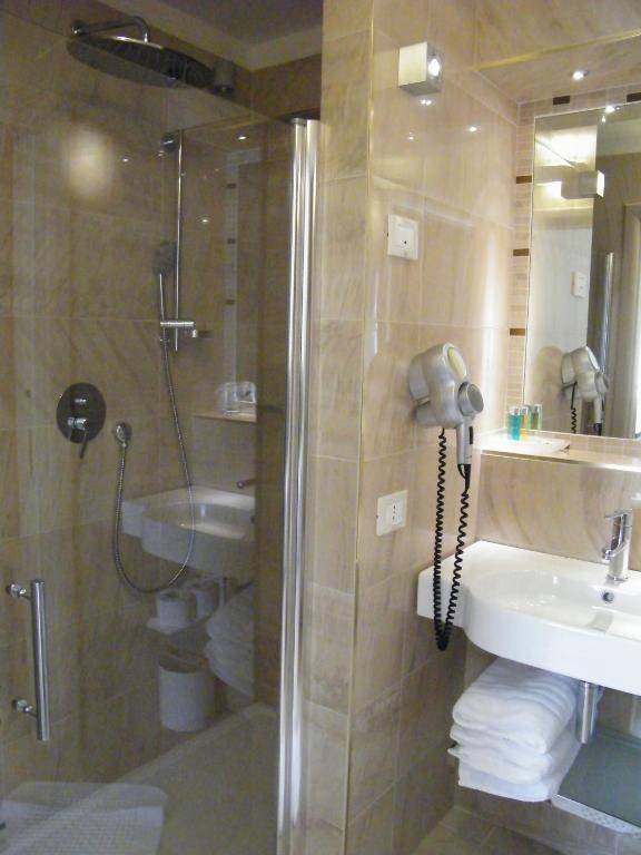 Koupelna v ubytování Grand Hotel Miramonti
