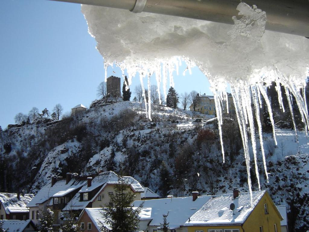 Gasthaus Schützen v zimě