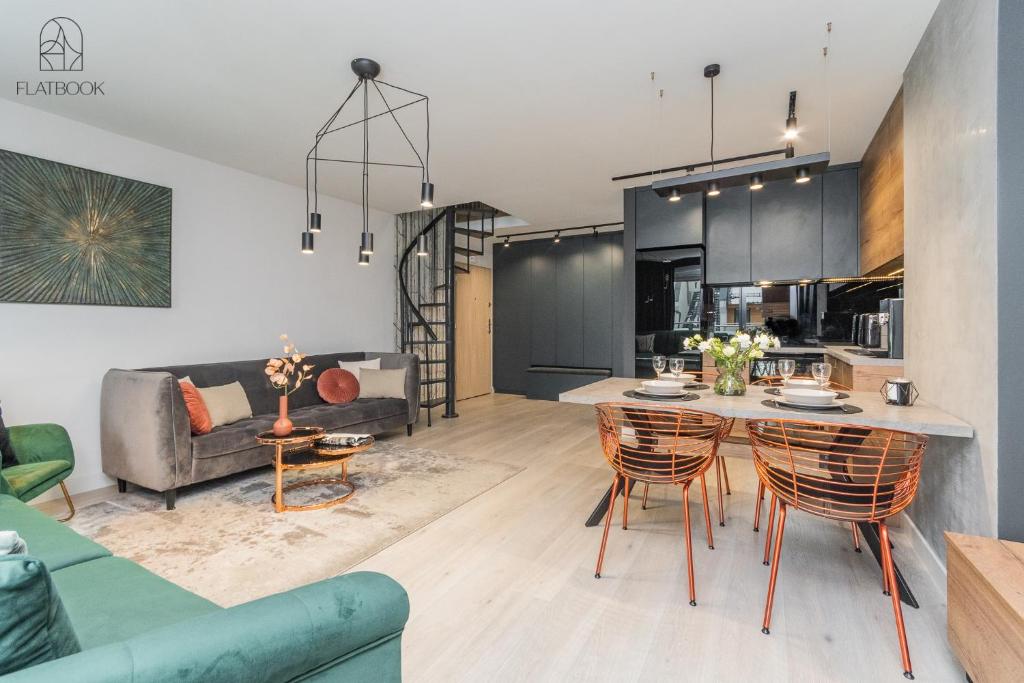 Dapur atau dapur kecil di Flatbook Apartamenty - Jantar Park I