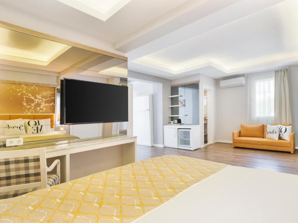 Selectum Family Comfort Side - Lake House Standart Garden View Room