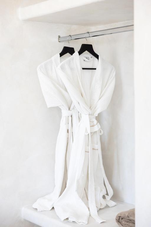 Danae Suites Santorini - 9