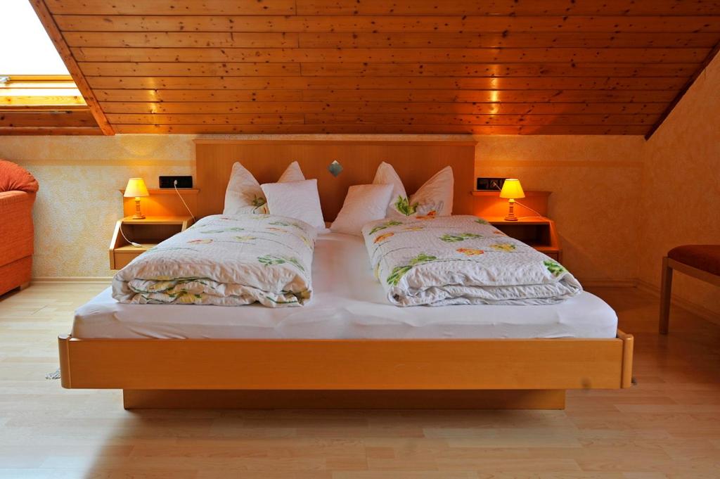 Postel nebo postele na pokoji v ubytování Ferienhof Walter