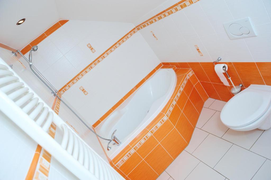 Koupelna v ubytování Hotel Praha Potštejn