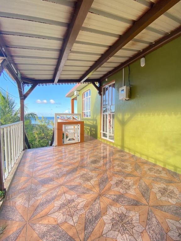 Balkón nebo terasa v ubytování La Rosedepine chez Mariani chez l'habitant