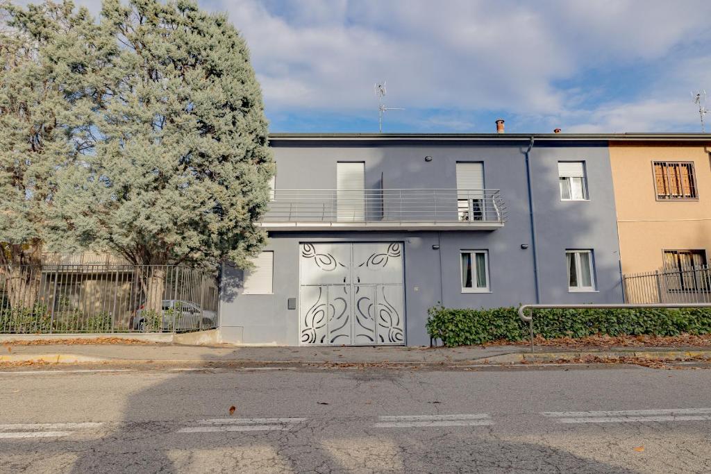 Tòa nhà nơi căn hộ tọa lạc