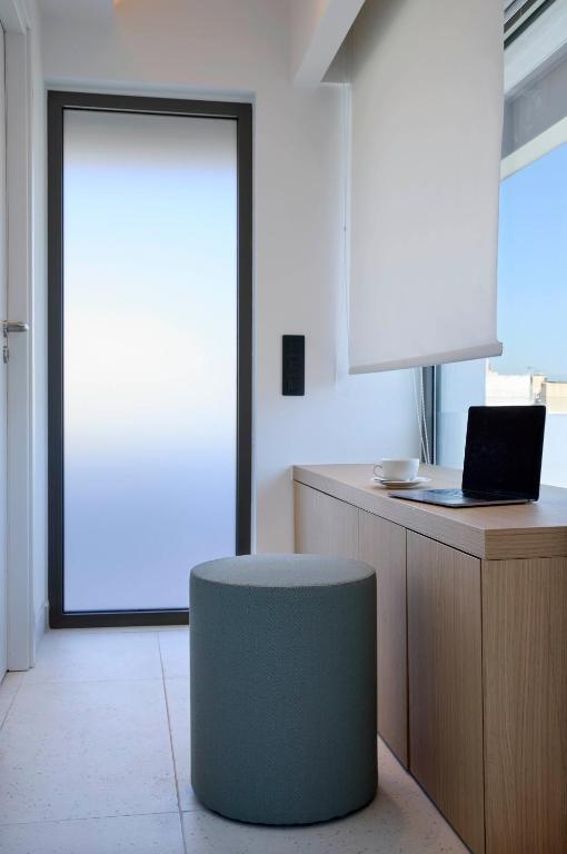 Twinn Downtown Piraeus, Santikos Collection - Resim 9