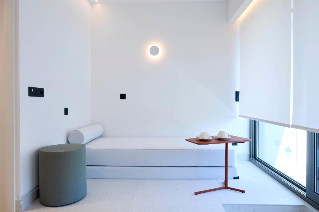 Twinn Downtown Piraeus, Santikos Collection - Resim 10