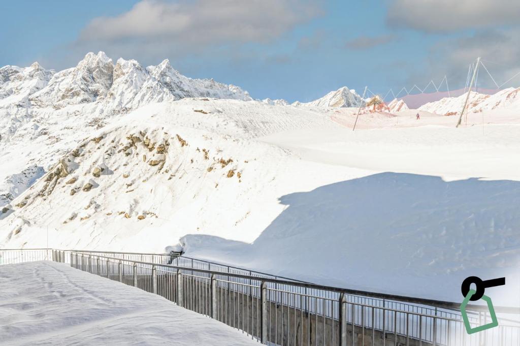 HOTIDAY Room Collection - Cervinia v zimě