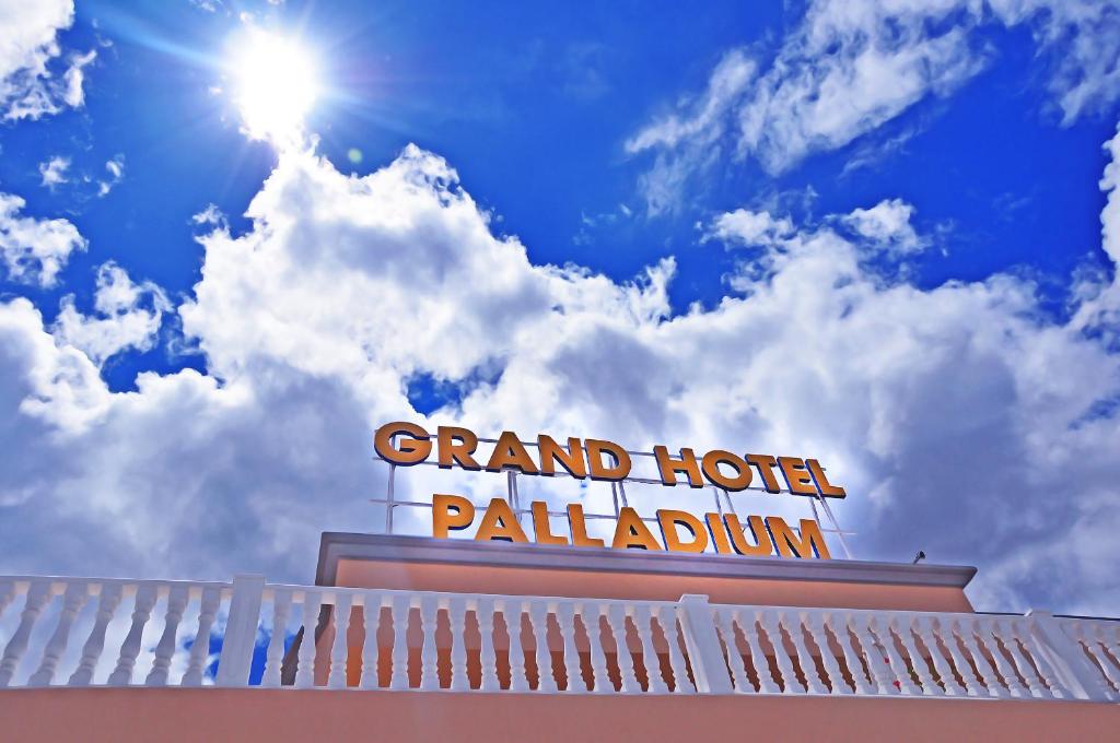 Grand Hotel Palladium Santa Eulalia del Río, סנטה אאולריה דס ...