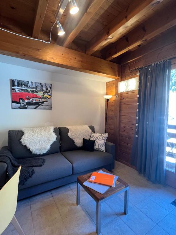 Зона вітальні в L'ORENETA - Peu del Riu 712 - Vall d'Incles - Soldeu Hut 8367
