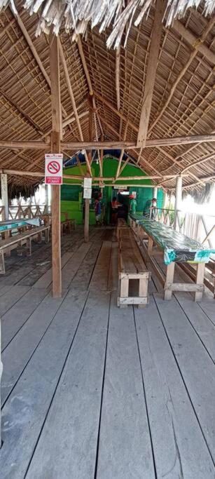 Fotografie z fotogalerie ubytování Cabañas tradicionales en isla Aroma v destinaci Warsobtugua