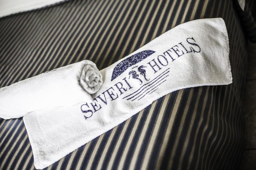 Certifikát, hodnocení, plakát nebo jiný dokument vystavený v ubytování Hotel Everest