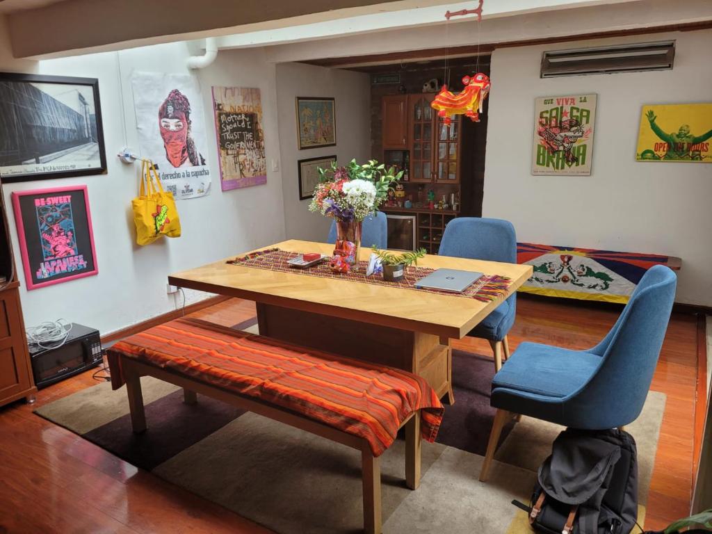 Et opholdsområde på Casa Guapa Coliving