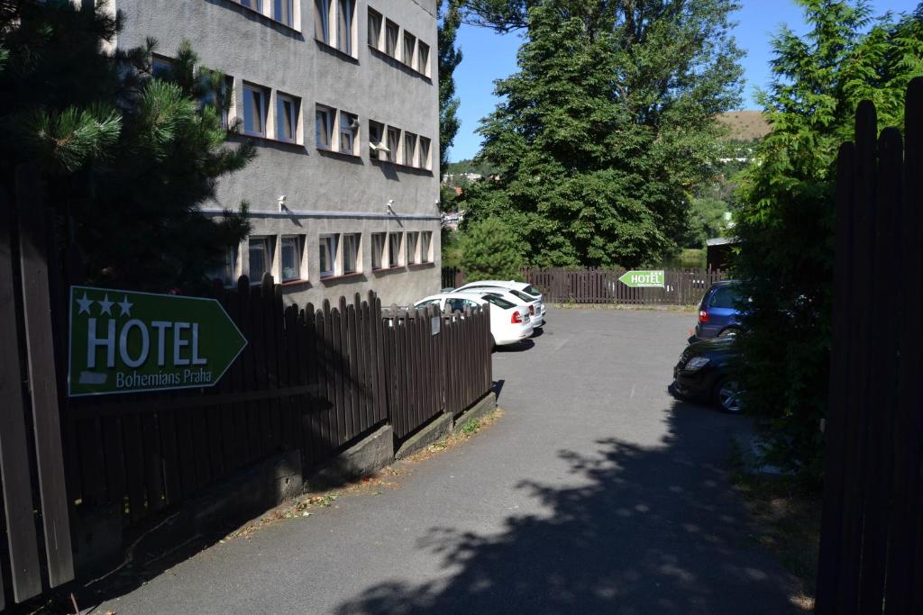 Hotel Bohemians - Resim 32