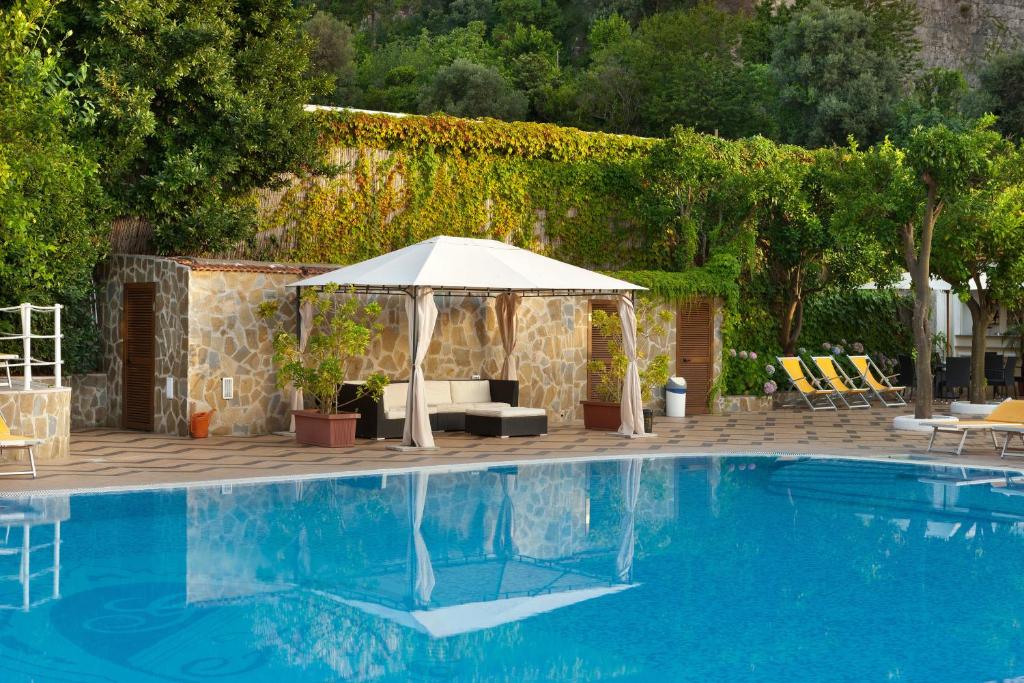 Bazén v ubytování Grand Hotel Parco del Sole - All Inclusive nebo v jeho okolí