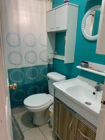 Koupelna v ubytování Alojamiento como en tu casa