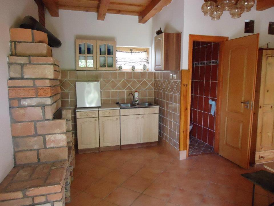 Kuchyň nebo kuchyňský kout v ubytování Cserhát Guesthouse