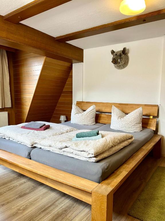 Postel nebo postele na pokoji v ubytování Gästehaus Keins wie meins