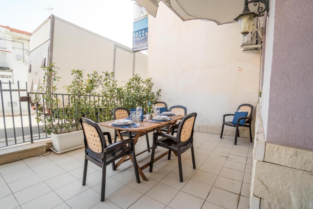 A balcony or terrace at CapoSud - Appartamento Ancora