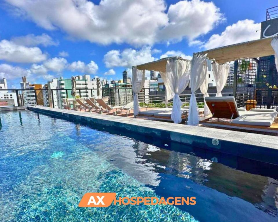 Hồ bơi trong/gần AX Urban 750