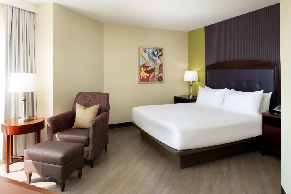 Hilton Charlotte Uptown - 