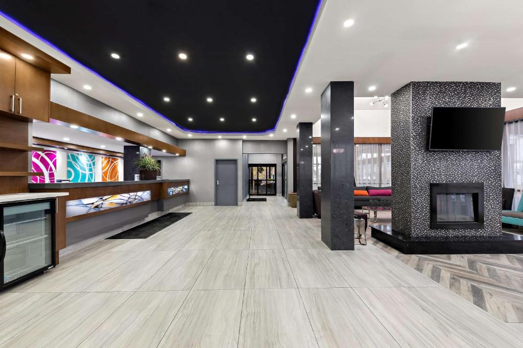 Best Western Plus Toronto North York Hotel & Suites - Resim 12