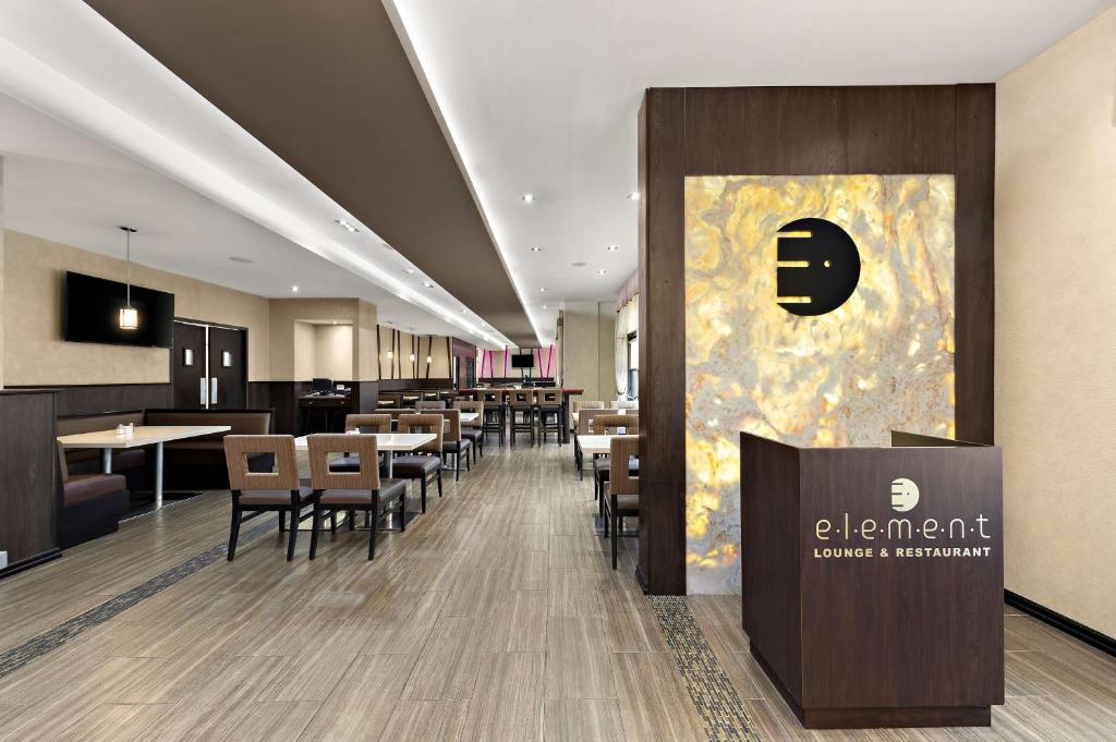 Best Western Plus Toronto North York Hotel & Suites - Resim 13