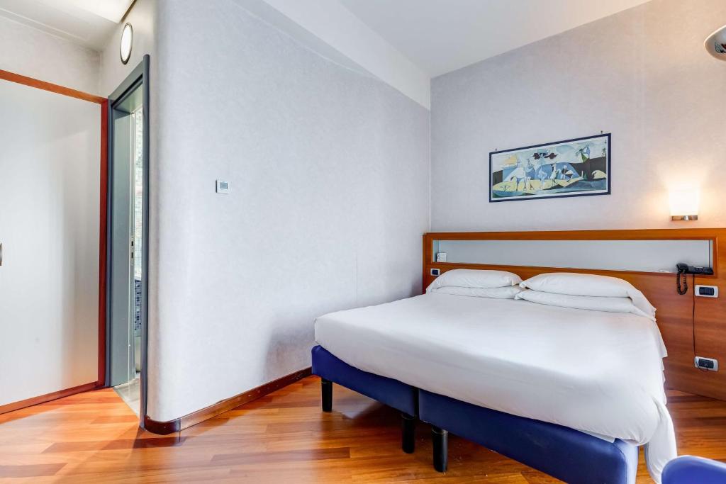 Best Western Plus Hotel Plaza - Resim 9