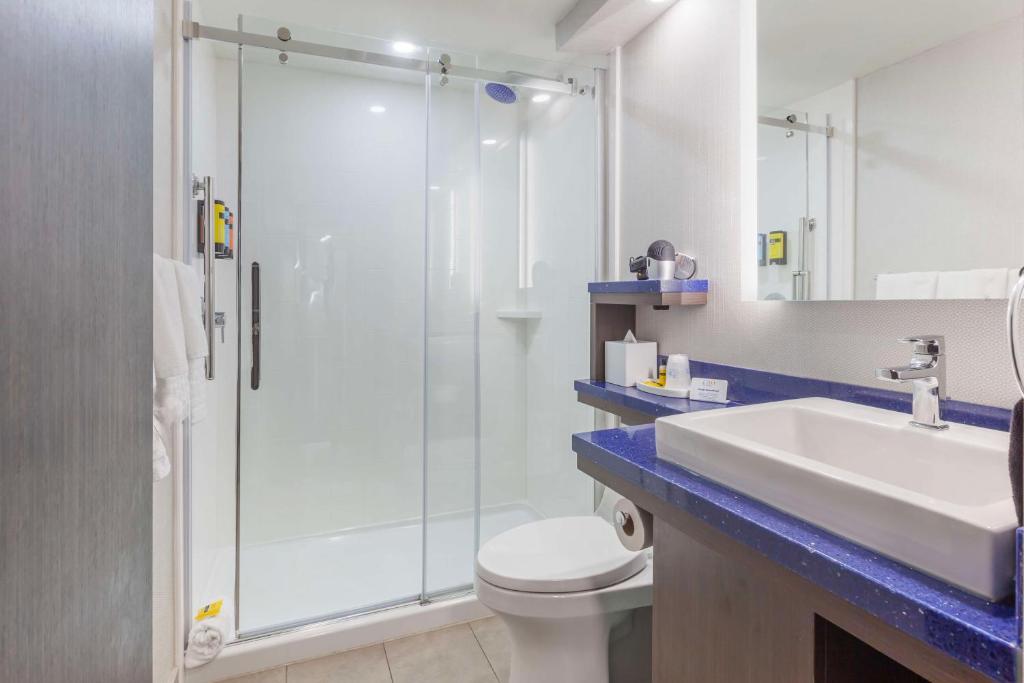 GLo Best Western Mississauga Corporate Centre - Resim 34