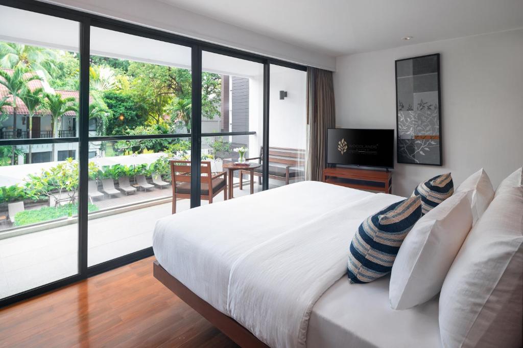 Woodlands Suites Serviced Residences - 19