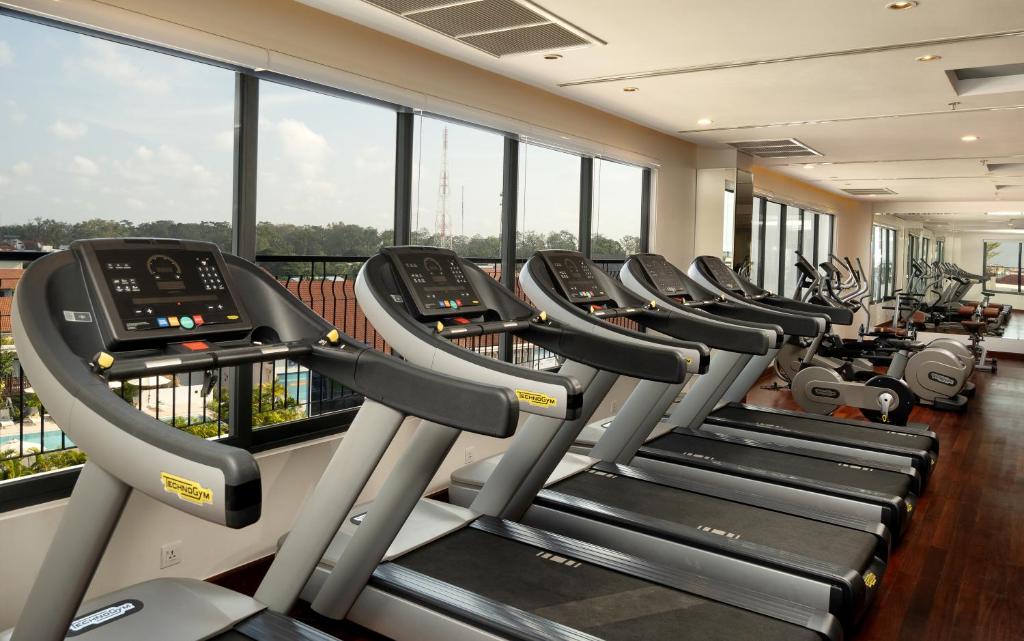 Fitness centrum a/nebo fitness zařízení v ubytování Koulen Central Hotel