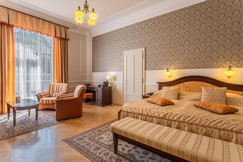 Posezení v ubytování Hotel Radium Palace