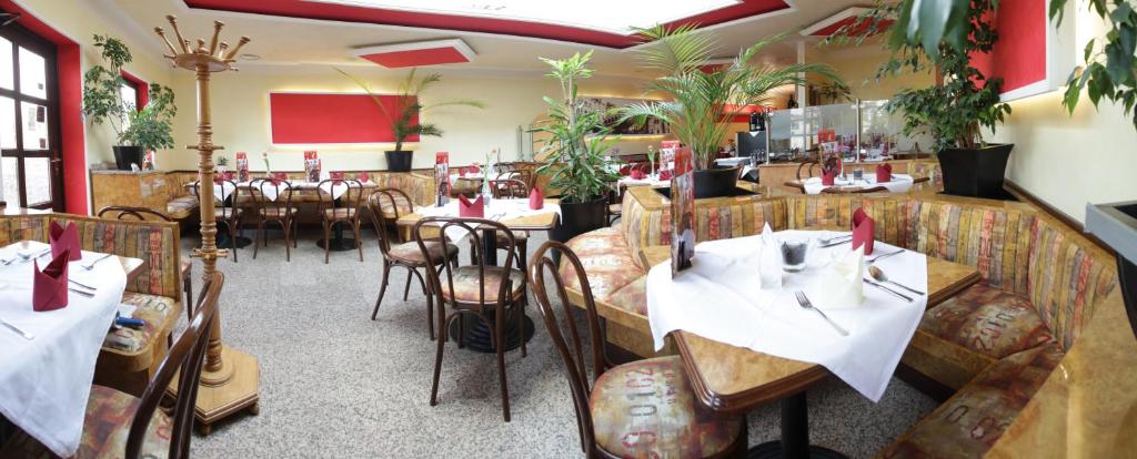 Restaurace v ubytování Eiscafe-Pizzeria-Hotel Rialto
