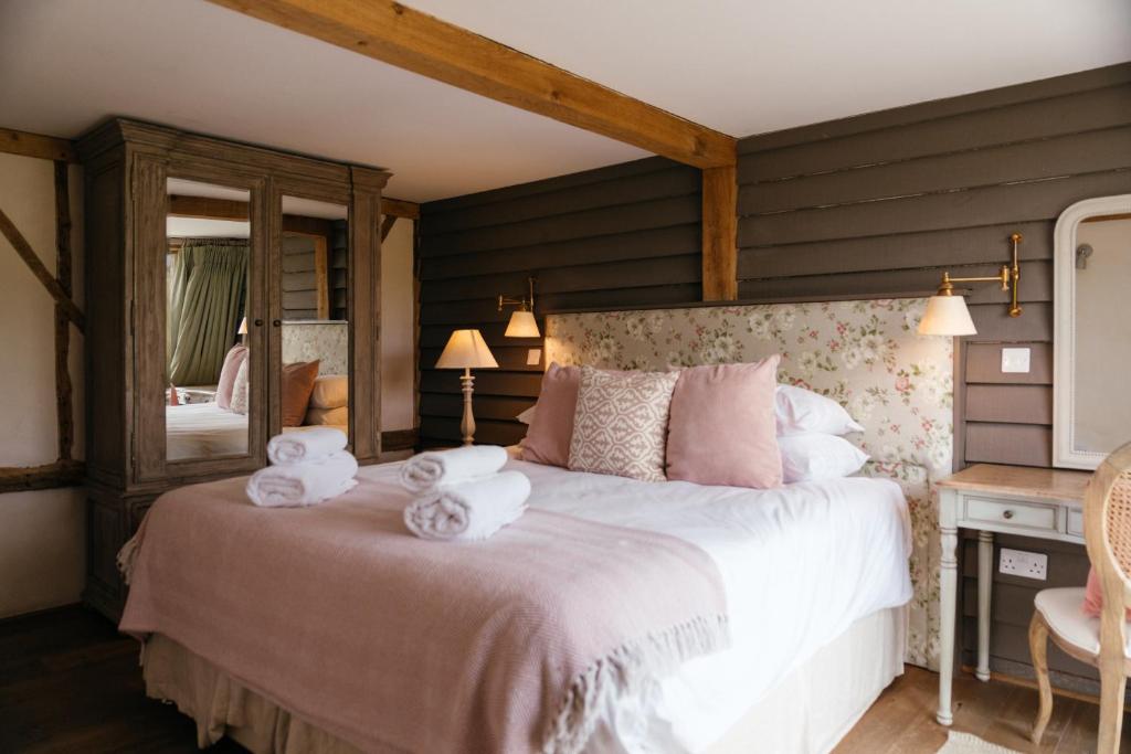Retreat East - 