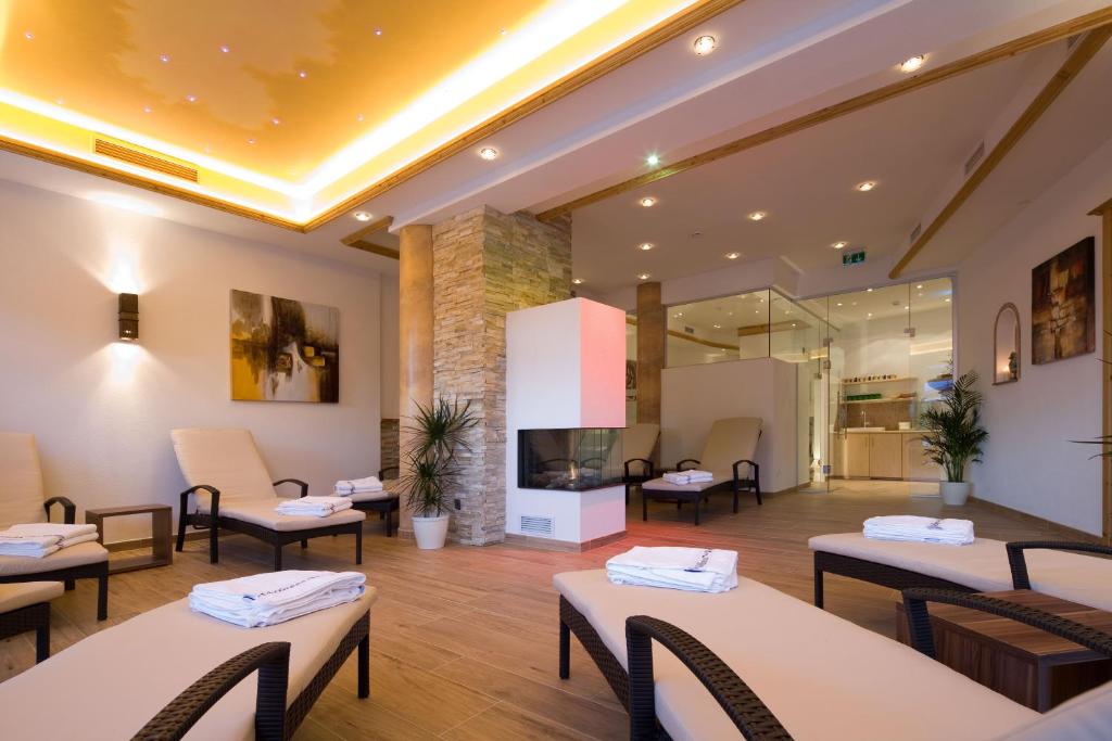 Posezení v ubytování Hotel Gasthof Obermair