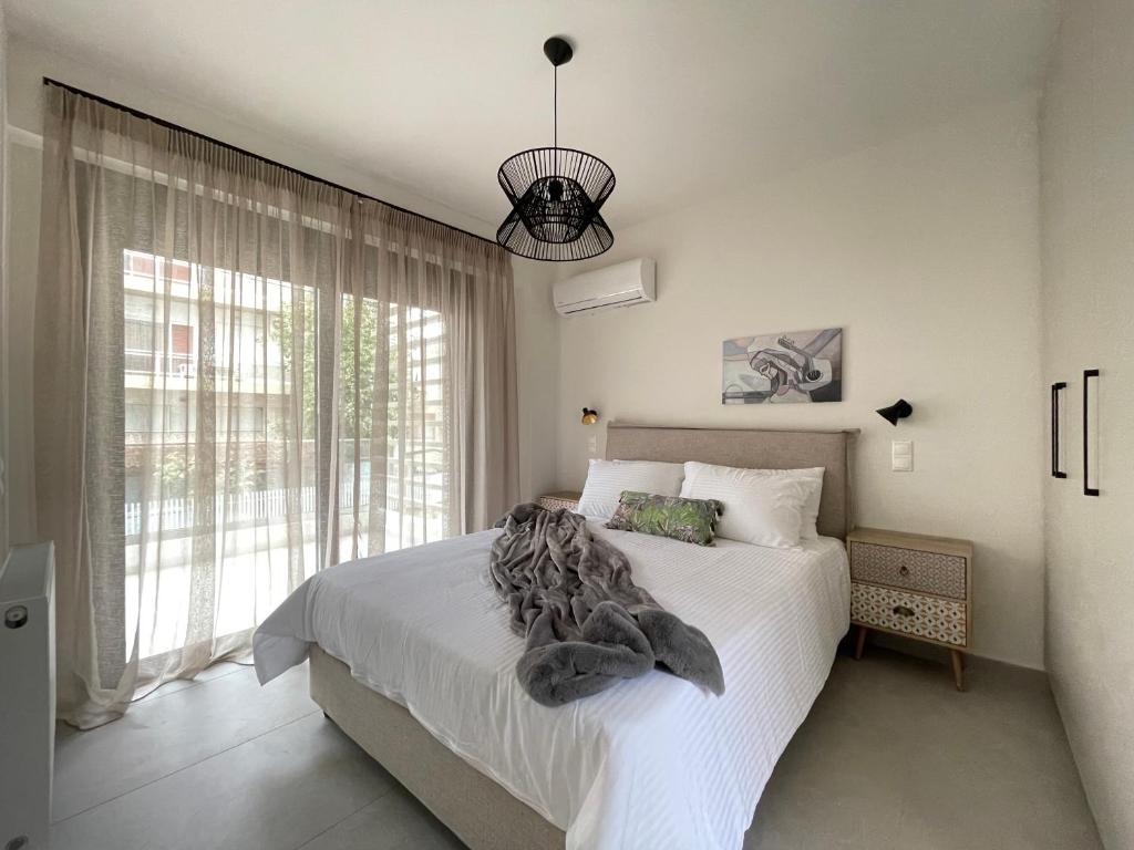 Athenean Gem near Athens Metro Mall - 7