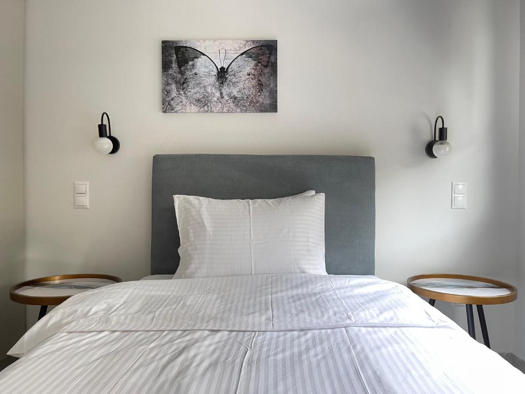 Athenean Gem near Athens Metro Mall - 10