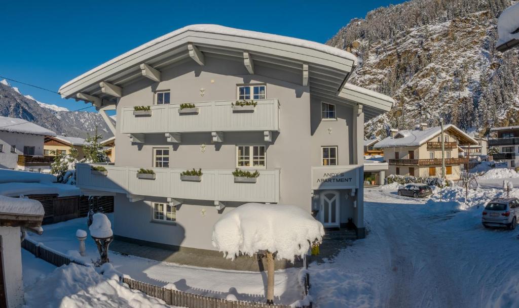 Výhľad na hory alebo výhľad na hory priamo z apartmánu