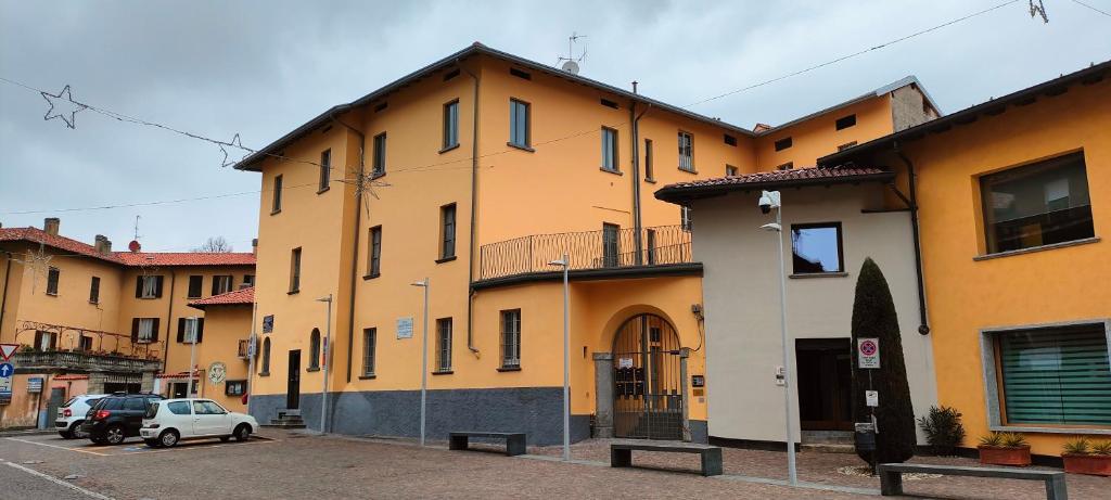 Budynek, w którym mieści się apartament