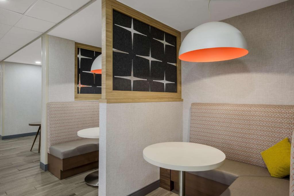 Fotografie z fotogalerie ubytování Hampton Inn Linden v destinaci Linden