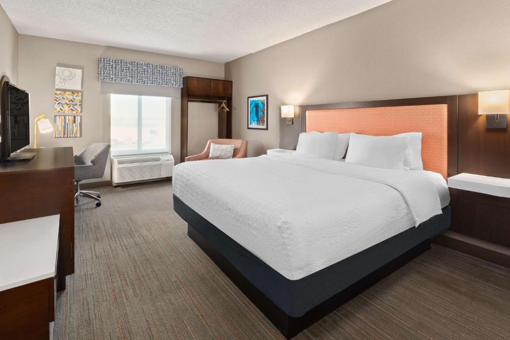Hampton Inn & Suites Scottsburg - Room King - Douche Uniquement