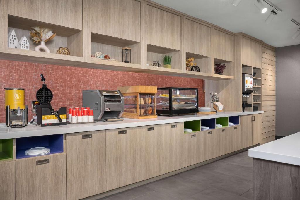 Kuchyň nebo kuchyňský kout v ubytování Home2 Suites By Hilton Cullman