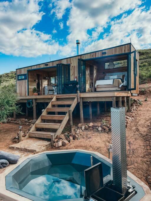 Πισίνα στο ή κοντά στο Solace Eco Cabins - Citrus Cabin