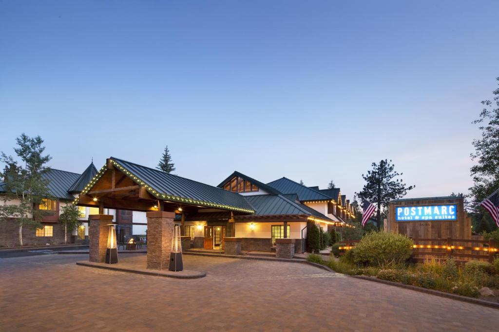 eine Darstellung der Außenseite eines Resorts in der Unterkunft Postmarc Hotel and Spa Suites in South Lake Tahoe
