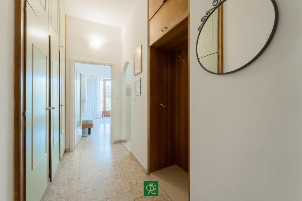 A bathroom at Residence Baia di Norsi