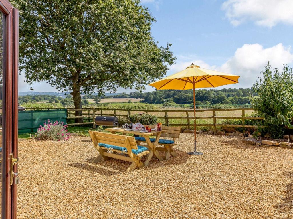 3 Bed in Ilminster 83833, Combe Saint Nicholas (updated prices 2024)