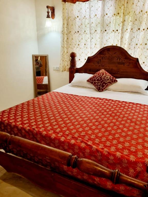 JAYANDRA HOLIDAY BUNGALOW - Deluxe Double Room