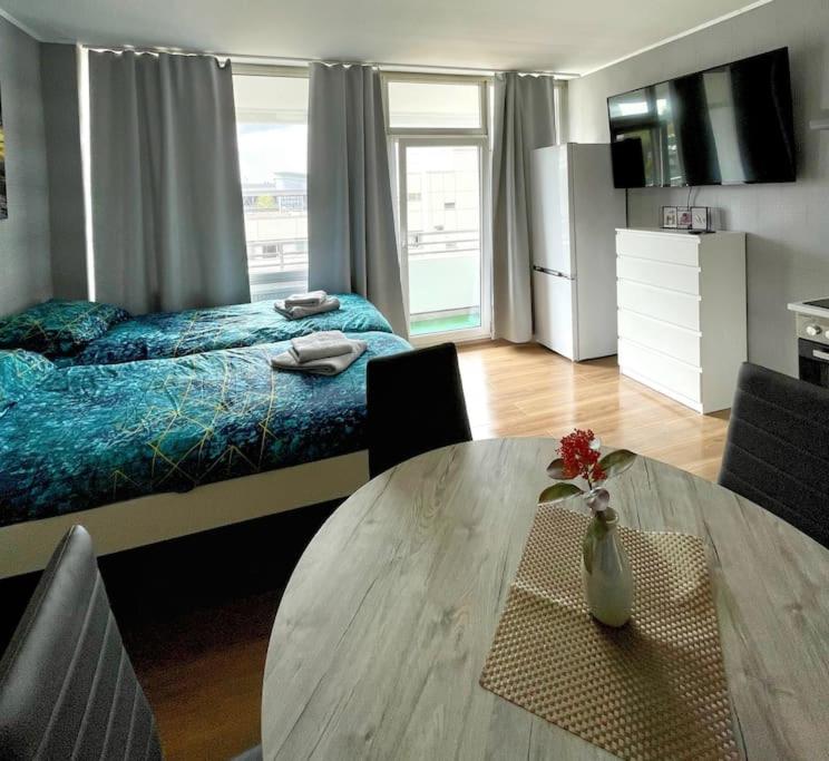 Apartment in Neuss. 4 Personen, Neuss (updated prices 2024)