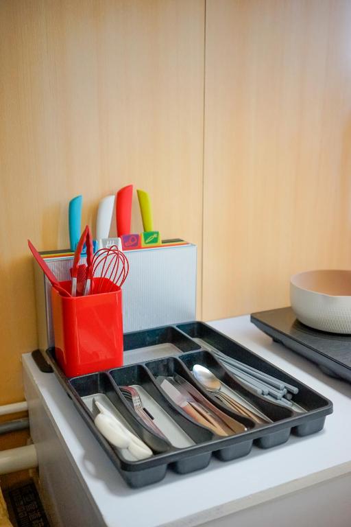 Imagen de la galería de Student Accommodation - 276 Gloucester Road, en Hong Kong