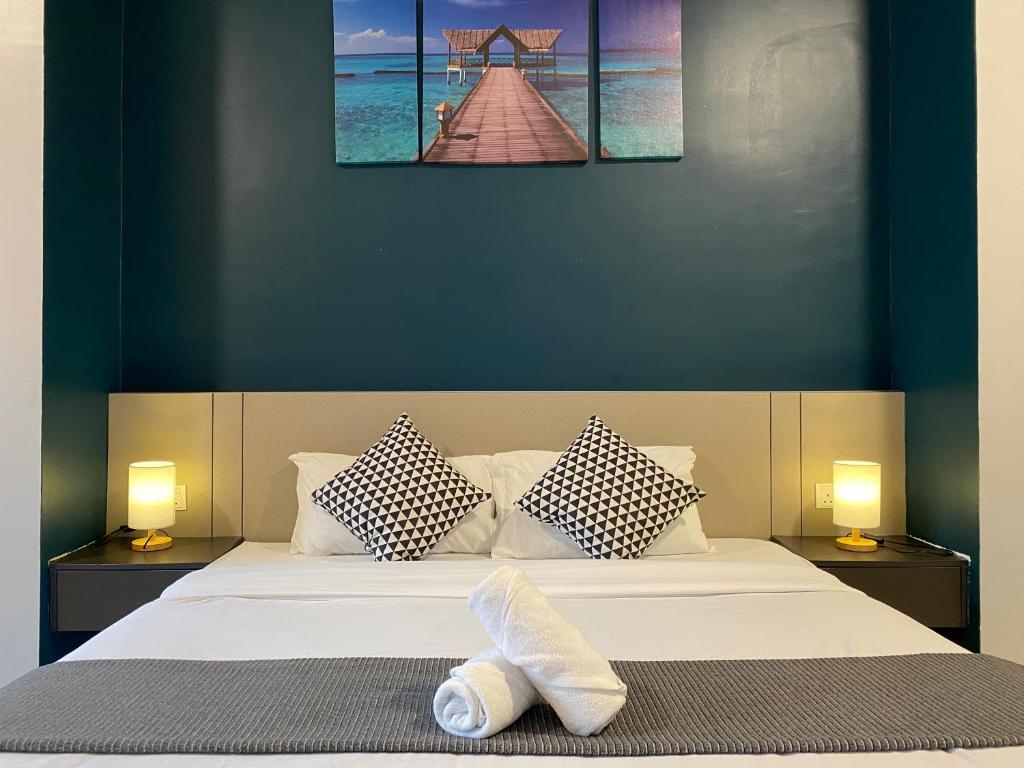 Vesta Home @ Imperio Residence Melaka - 泳池视图的工作室
